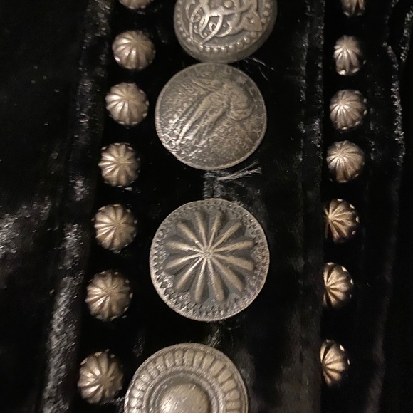 Double D Ranch Wear Studded Crushed Velvet Vest - Picture 3 of 9